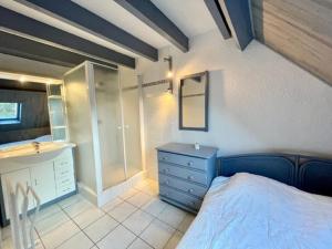 Appartement bord de mer à Saint-Pierre-Quiberon avec balcon et garage - FR-1-478-181