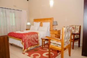 ROYAL SHALOM HOTEL