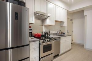 Hayes Valley Studio w Rooftop WD 1 min to BART SFO-112