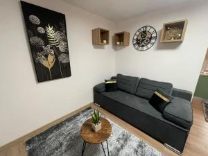 Apartman 4YOU: Karlo i Klara