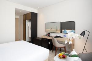 24 Hours Staycation Package – Executive Room room in Beach Walk Hotel