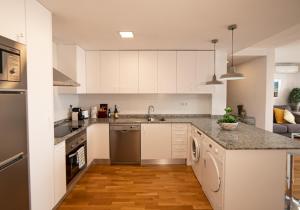 Ático de Lujo con vistas al mar, primera línea Playa del Postiguet