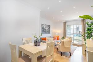 Ático 2 terrazas junto al mar by Rent Me