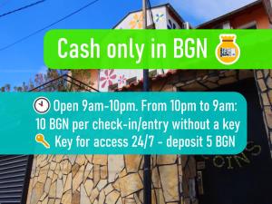 10 Coins Hostel & tours