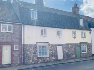 Abbey Gardens Cottage