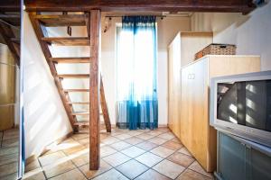 Lauras Brother - Close to St. Johns Basilica