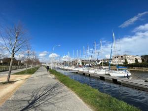 Appartements Les Terrasses Marines - Vue imprenable sur le port de plaisance : photos des chambres