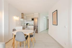 WELCS ATICO 042 EMP frente al mar con terraza