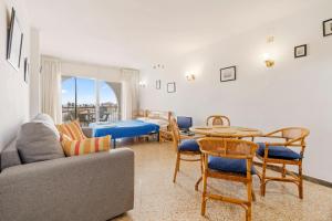 WELCS ESTUDIO 044 EMP frente al mar