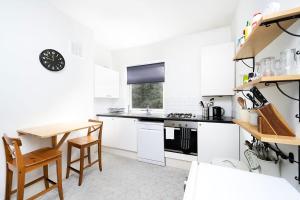 Lovely Top Floor Flat in Vibrant New Cross London