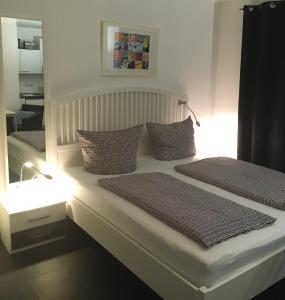 Studio (2 Adults) room in New Green Apartments