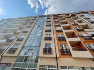 Beautiful and modern apartment in Aerodrom