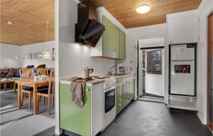 Amazing Home In Hemmet With Wifi