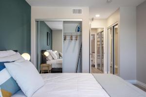 1BR walking distance to The Grove Beverly Center LAX-129