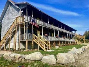 The Eggemoggin Reach Inn - West Brooklin