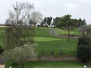 Appartements Studio Golf piscine D Day : photos des chambres