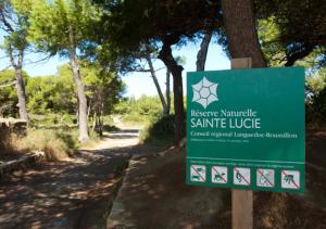 Maisons de vacances Maison de 3 chambres avec jardin clos et wifi a Sigean a 5 km de la plage : photos des chambres