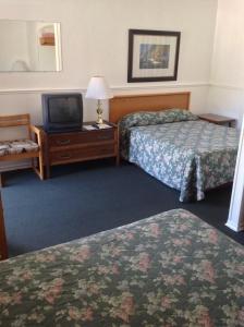 Cedar Vista Motel