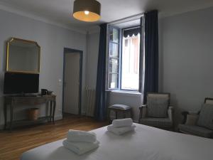 Hotels Hotel De L'Amphitheatre : photos des chambres