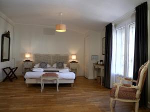 Hotels Hotel De L'Amphitheatre : photos des chambres