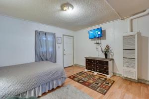 Pet-Friendly Loveland Studio Near Boyd Lake!