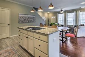 Fayetteville Home Near University of Arkansas!