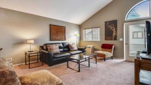 Two-Bedroom Apartment room in Powder Village E2