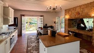 Elm Tree House - Dullstroom - holiday home
