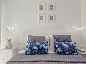 MarGalé - Swimming Pool - Beach - BY BEDZY