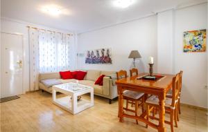 Awesome Home In Pilar De La Horadada
