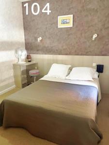 Hotels Hotel De La Plage : photos des chambres