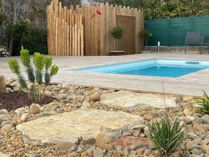 Villas mas provencale jardin piscine : photos des chambres