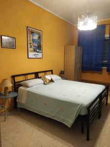 Großes Doppel-/Zweibettzimmer