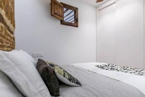 Bonito apartamento en típica corrala en el centro de Madrid