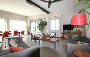 Maisons de vacances Stunning Home In Montbrison-sur-lez With House A Panoramic View : photos des chambres
