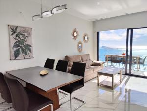 SUNSET DRIVE superb apartment