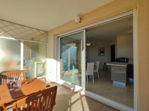 Appartements BH - Le Monte Cristo - Parking, Terrasse, Vue mer : photos des chambres