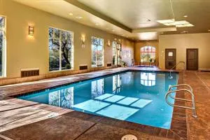 B11-Red Cliff Suite-Second Floor 3-bedroom Sunset view - Harrisburg