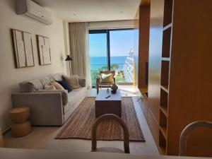 Aria Ocean beach and mountain 715 QueridaEstancia