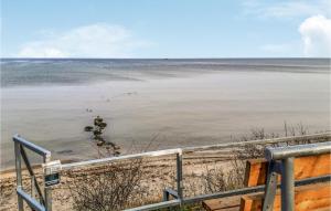 1 Bedroom Ocean Front Home In Loissin