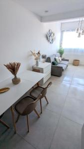 Appartements Superb apartment with sea view, 200m from beach : photos des chambres