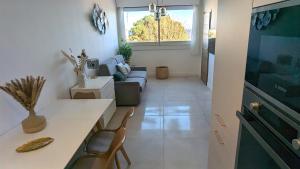 Appartements Superb apartment with sea view, 200m from beach : photos des chambres