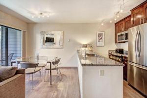 River Mtn Lodge E309