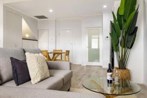 Bay-Facing Studio on Port Melbourne Beach