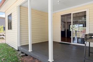 Keepin it Reel - Belle Escapes Jervis Bay