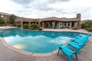 H7-Heavenly-Ground Floor 3-bedroom Hillside View - Harrisburg Junction