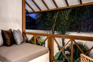 Nusantara Loft Ambon by Alfred in Bali