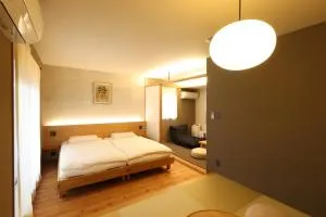 Neon Hotel - Luxury Sleep Retreat - - Tsubata