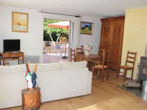 Maisons de vacances Gite Monteils, 3 pieces, 4 personnes - FR-1-601-389 : photos des chambres