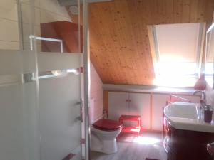 Maisons de vacances Gite Laguiole, 2 pieces, 5 personnes - FR-1-601-418 : photos des chambres